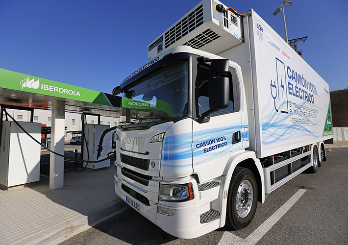 Foto Iberdrola aumenta un 65% su red de recarga pública para vehículos eléctricos y supera los 2.500 puntos en España